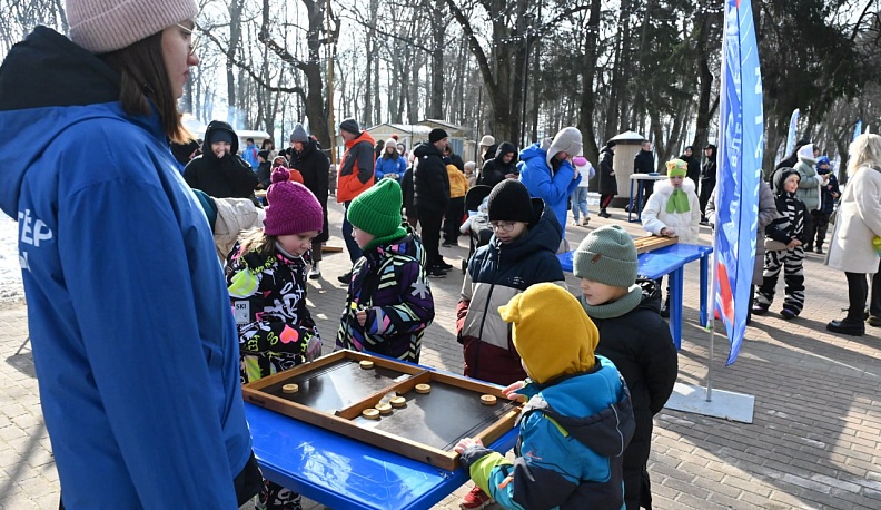 В Калуге начали отмечать Масленицу