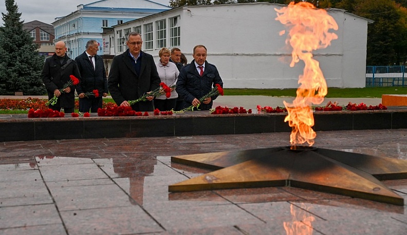 Владислав Шапша поделился впечатлениями от поездки в Людиновский район
