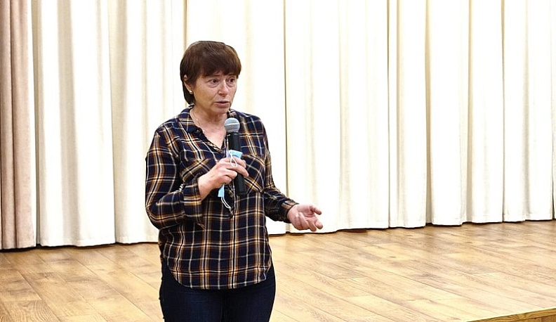 В Людинове открылась новая выставка картин