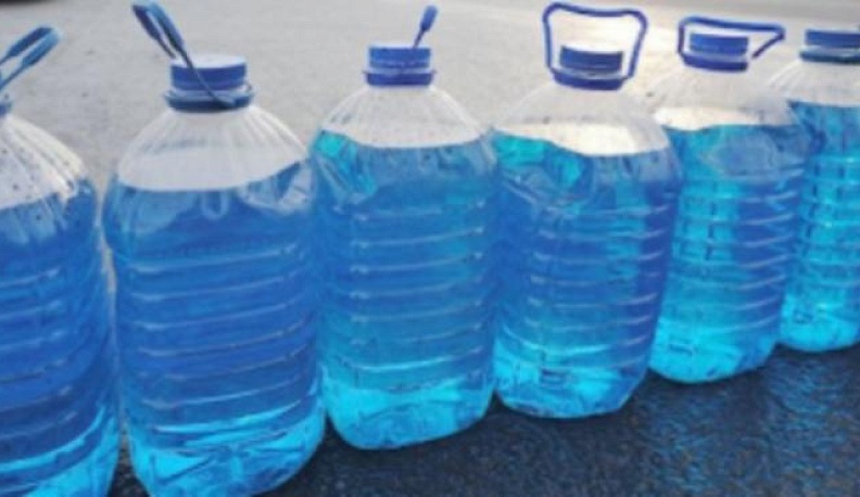 Больше 600 литров контрафактной "омывайки" изъяли в Боровском районе