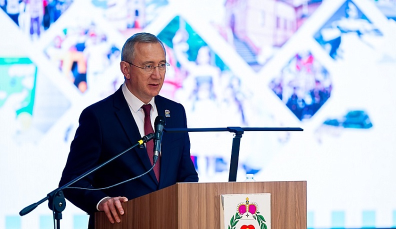 Владислав Шапша поблагодарил жителей Боровского округа за усердную работу