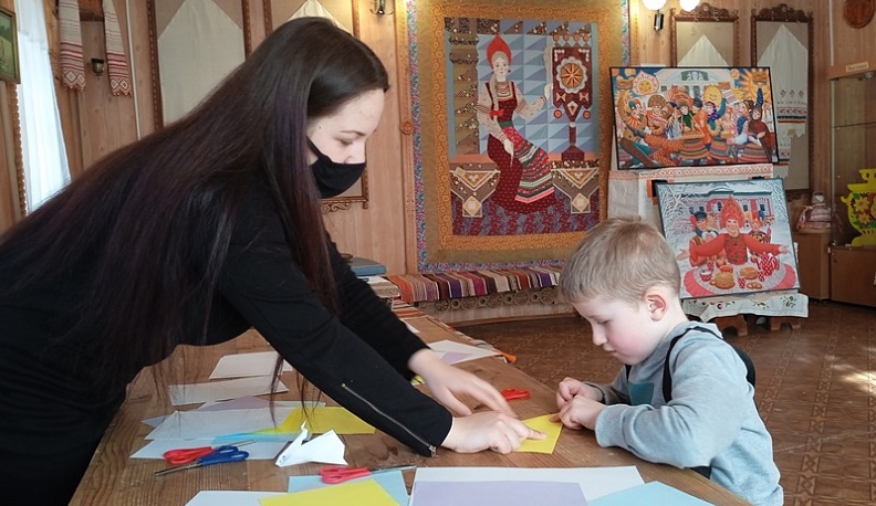 Маленьких калужан научили японскому искусству оригами