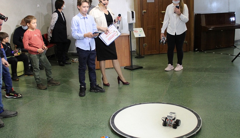 В Калуге стартовал региональный техно-фестиваль «Земля – Луна, Калуга – Марс»