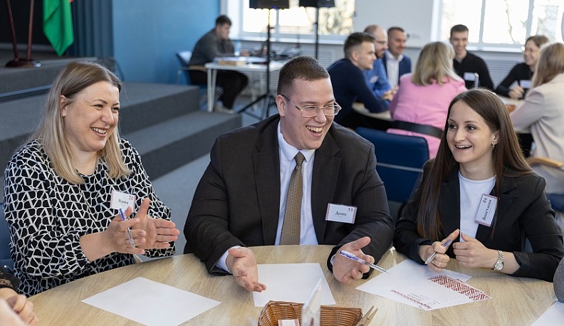 В Калуге готовят кадровый резерв государственных и муниципальных служащих 