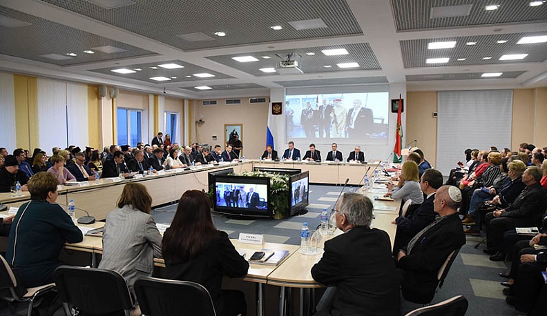 Политологи: мягкий трансфер власти в Калужской области – установка федерального центра и работа регионального внутриполитического блока