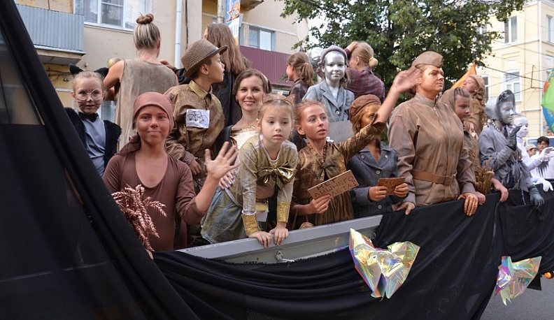 650-летний юбилей родного города калужане отметили грандиозным карнавалом