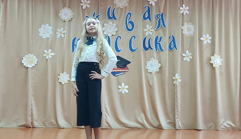 В Людинове состоялся районный этап Всероссийского конкурса юных чтецов «Живая классика»