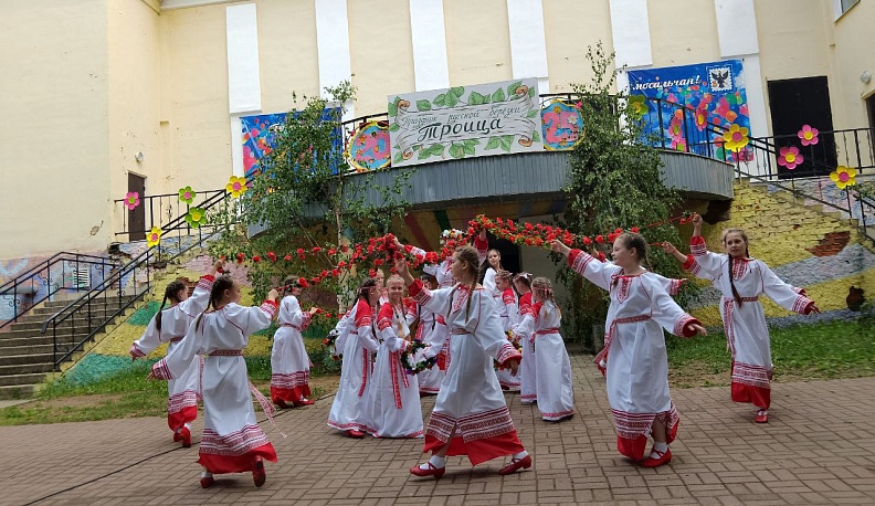 В Мосальске отметили Троицу