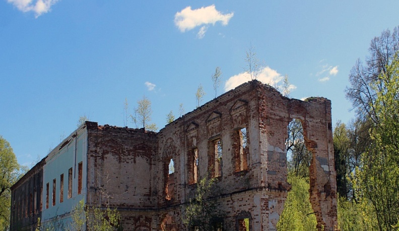 В Калужской области изъяли у нерадивого собственника старинную усадьбу XVIII века