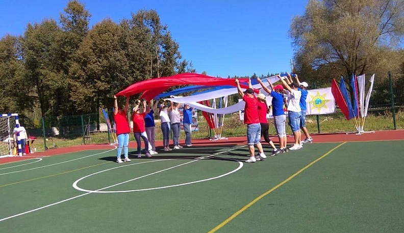 Полотняно-Заводской детский дом получил новую спортплощадку