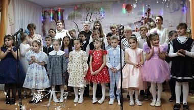 В Мещовской детской школе искусств проходят новогодние мероприятия