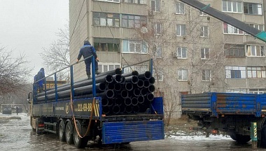 Калужские строители обновляют водопровод в подшефном Первомайске