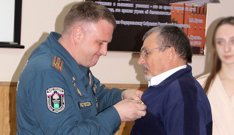 Отжечь  на трёхколенке