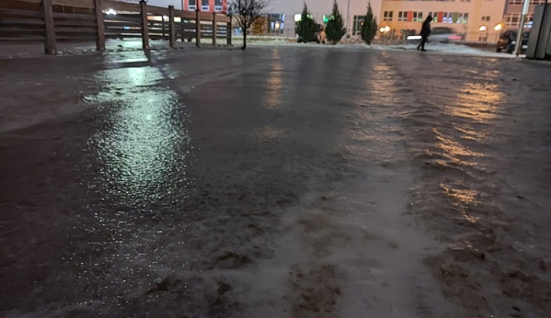 Калужан предупреждают о гололедице