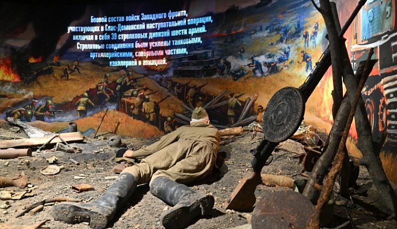 Владислав Шапша принял участие в открытии Вахты памяти в Спас-Деменске