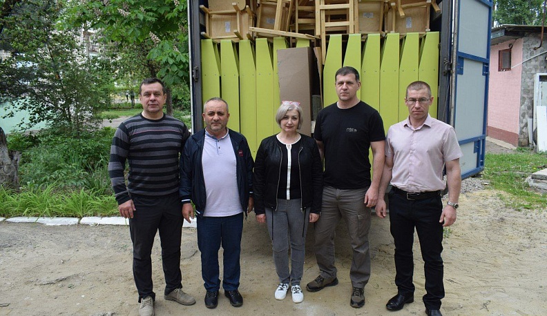 Калужские строители подарили детскому саду Первомайска новую мебель