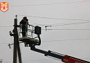 В Калужской области энергетики устраняют последствия непогоды