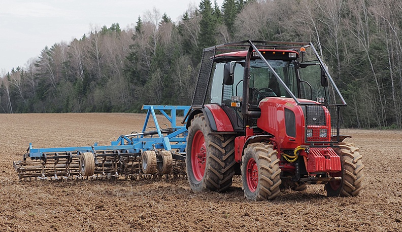 Весенне-полевые работы  в Малоярославецком районе.
