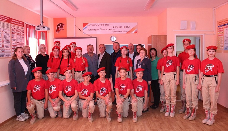 Отряд «Метеор» Мосальской школы №2 пополнился 14 юнармейцами