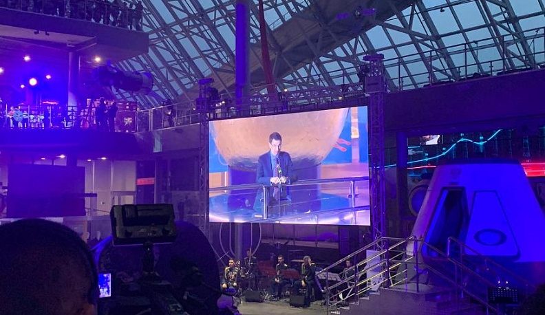 Игорь Щёголев открыл международный кинофестиваль в Калуге