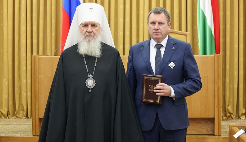 В Законодательном Собрании прошла VIII Парламентская встреча в рамках Богородично-Рождественских чтений Калужской митрополии