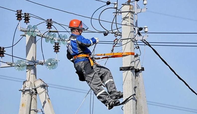 Три улицы и 14 пригородов Калуги сегодня останутся без света