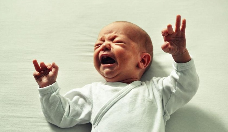 В Калуге родители жестоко обращались с трехмесячным и полуторогодовалым малышами