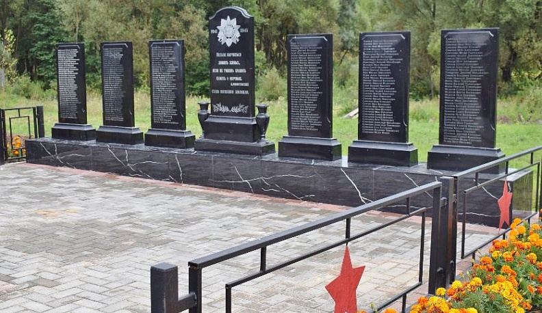 В Тарусском районе готовится к открытию новый сквер Памяти 