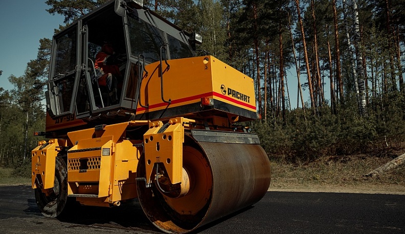 Почти 300 квадратных метров дорог сделали в Калуге за неделю 