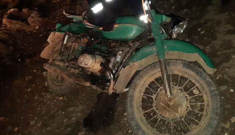 В Кирове в аварию попал мотоциклист на «Урале»