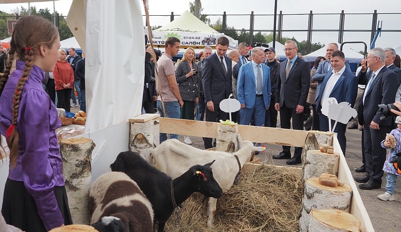 Выставка-ярмарка «Калужская осень» вновь удивила обилием сельхозпродукции