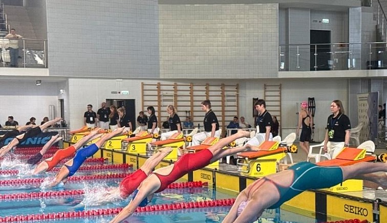 Калуга собрала более тысячи пловцов на чемпионате и первенстве ЦФО