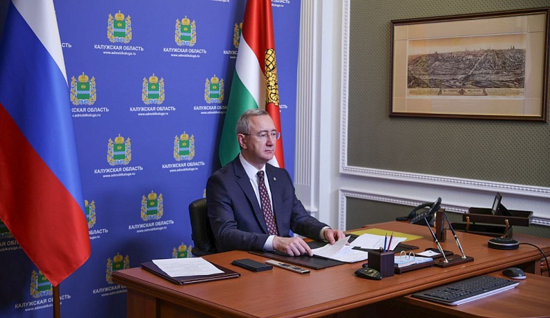 Владислав Шапша: «Для того, чтобы заранее подготовить  кадровую смену, мы формируем бесшовную систему образования, расширяем взаимодействие между школами, колледжами, вузами, работодателями»