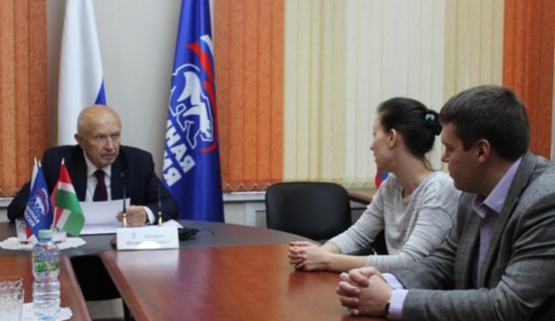 Виктор Бабурин взял на личный контроль обращения граждан