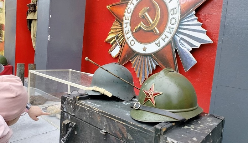 В Калуге Театральная площадь превратилась в музей Великой Отечественной войны