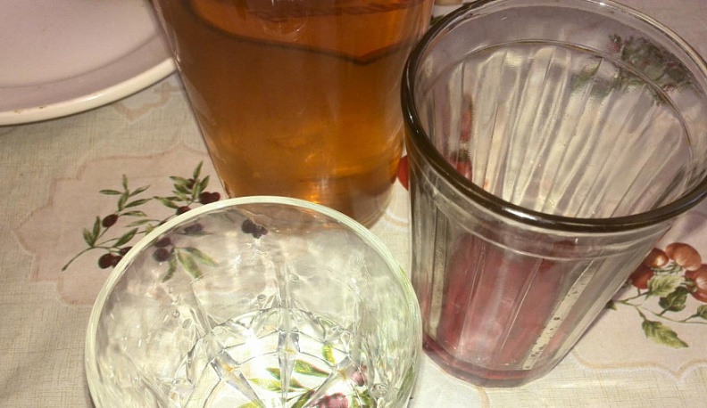 Калужан призвали не злоупотреблять алкоголем на новогодних праздниках