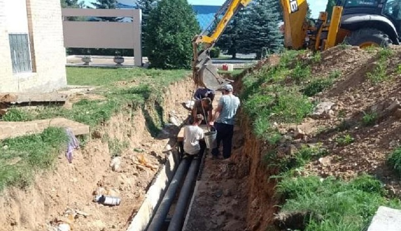 Участки магистральной тепловой сети закончили ремонтировать в Дзержинском районе