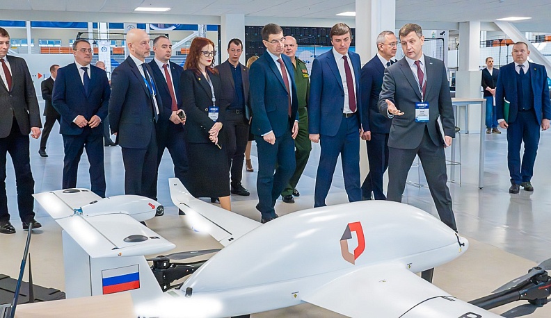 Калужская область представила потенциал в сфере беспилотных систем Полпреду Президента в ЦФО и Министру просвещения