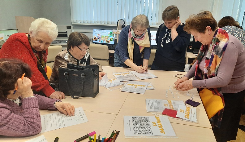 В Сухиничах библиотека на один вечер превратилась в «Книжный дворец»