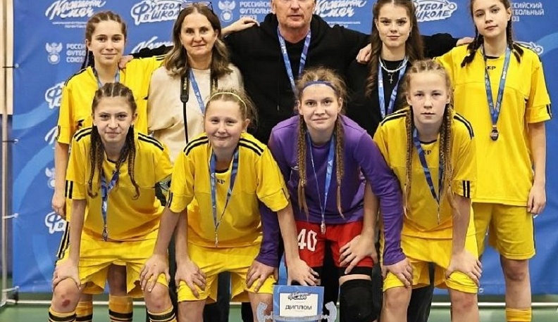 Кондровская футбольная команды заняла третье место на межрегиональном турнире