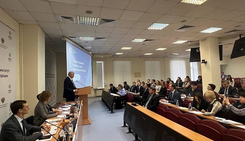 Анатолий Артамонов отметил экономические успехи Калужской области после ухода некоторых инвесторов