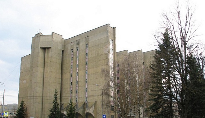 В трех корпусах обнинской КБ №8 продолжается капремонт