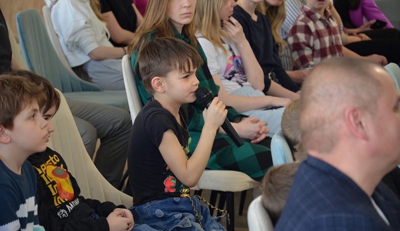 Светлана Хоркина встретилась в Калуге с юными спортсменами и студентами КГУ им. Циолковского