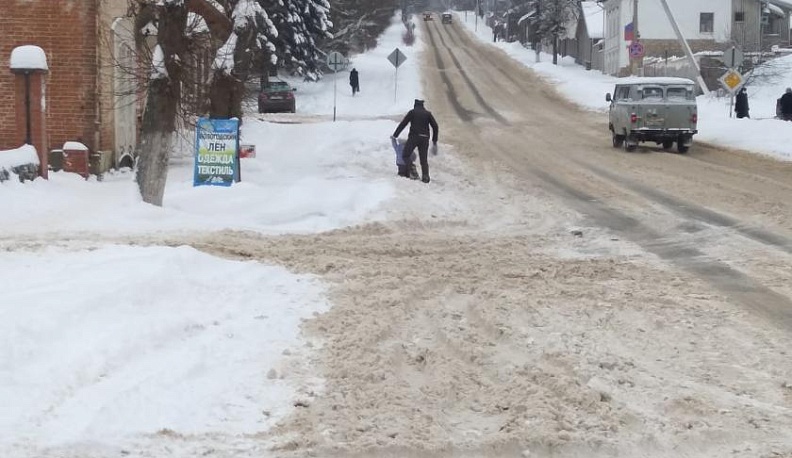 Заметает зима, заметает...