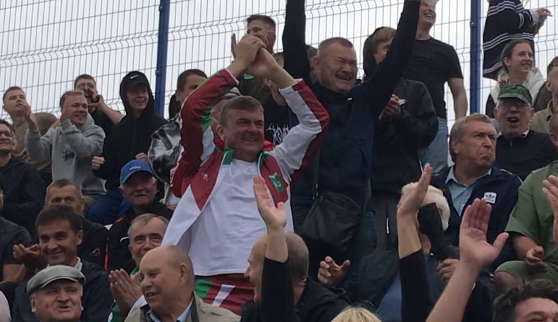 Футбольный клуб «Киров» стал чемпионом области