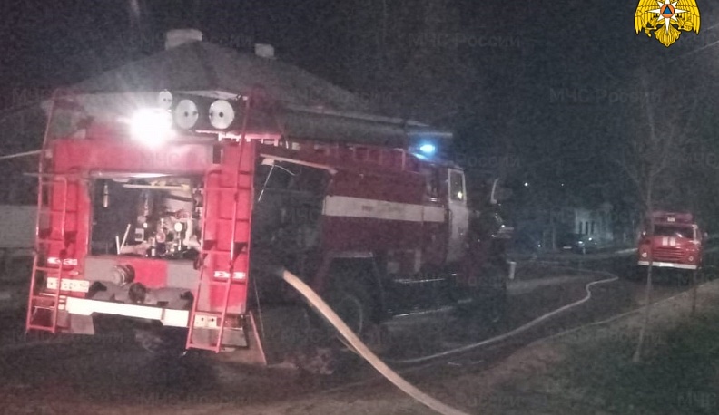 В Боровском районе пожарные потушили баню