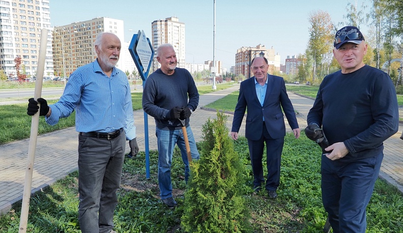 Первая в стране Аллея прав человека появилась в Губернском парке Калуги