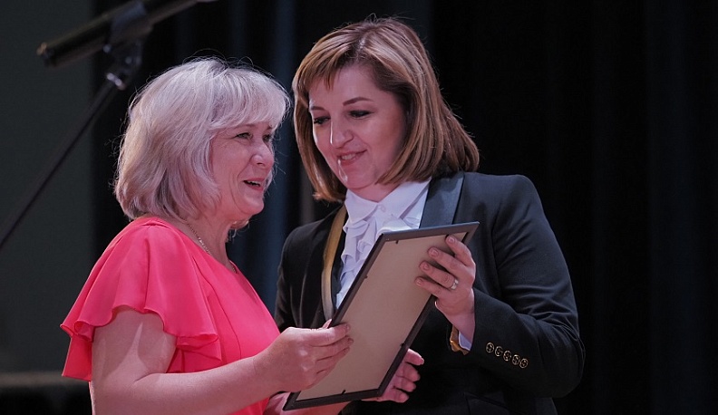 Медиков региона тепло поздравили с профессиональным праздником