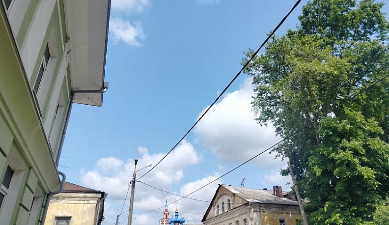 Калужан продолжает согревать солнце