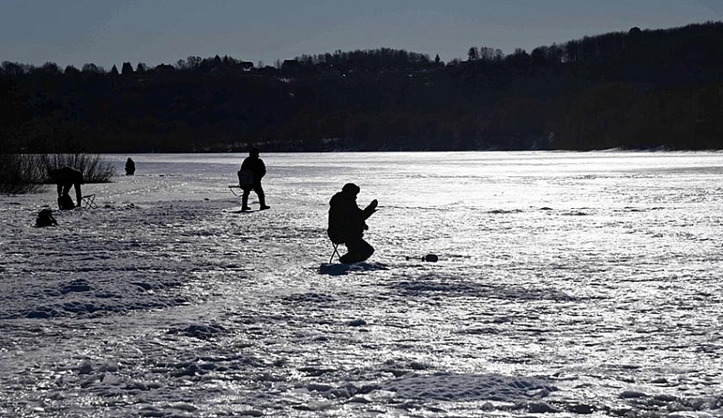 Лёд на калужских водоёмах теряет зимнюю прочность